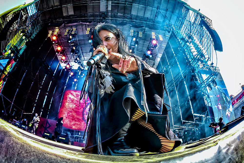Cristina Scabbia al frente de Lacuna Coil en el Rock Imperium Festival 2022