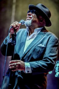 Big Daddy Wilson en su concierto en el Afro Blue Festival