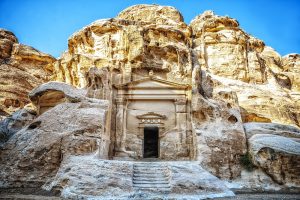 Viaje a Jordania en la navidad de 2022 visitando Petra Madaba Mar Muerto Jerash Aqaba o Wadi Rum entre otros