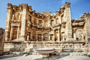 Viaje a Jordania en la navidad de 2022 visitando Petra Madaba Mar Muerto Jerash Aqaba o Wadi Rum entre otros